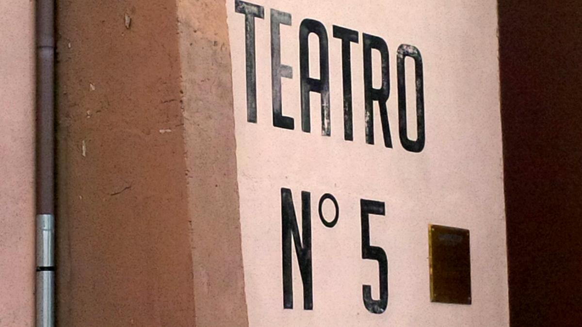 Teatro Cinque, adorato da Fellini           